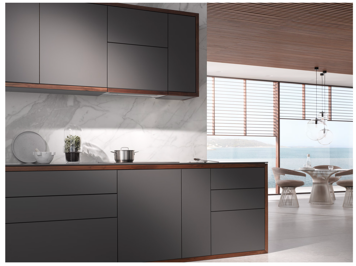 Miele DAZ 1620 Cooker Hood in Stainless Steel – image 2