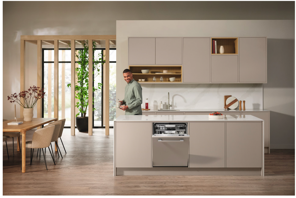 Miele G7080 SCVi Integrated Dishwasher – image 4