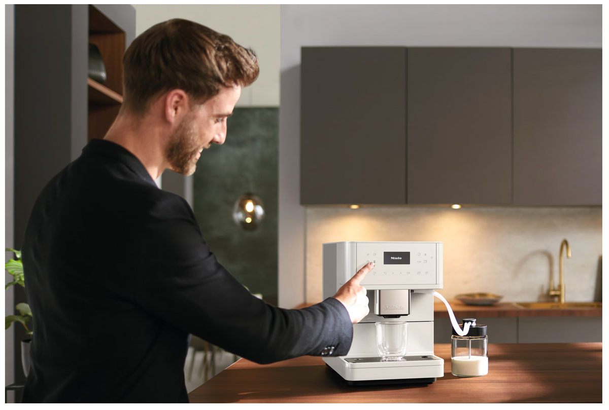 Miele CM6160 Coffee Machine – image 7
