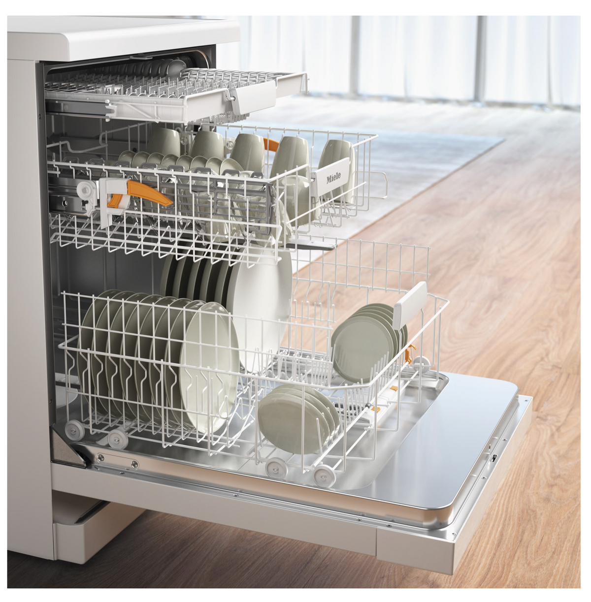 Miele G5611 SC Freestanding Dishwasher in White – image 4