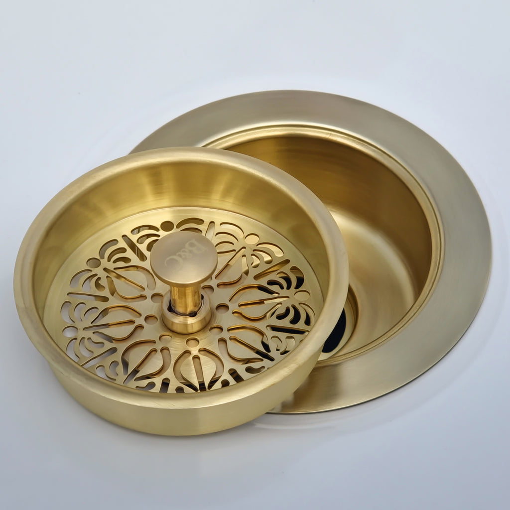 Bidbury & Co 3.5" Traditional Waste — Old English Brass