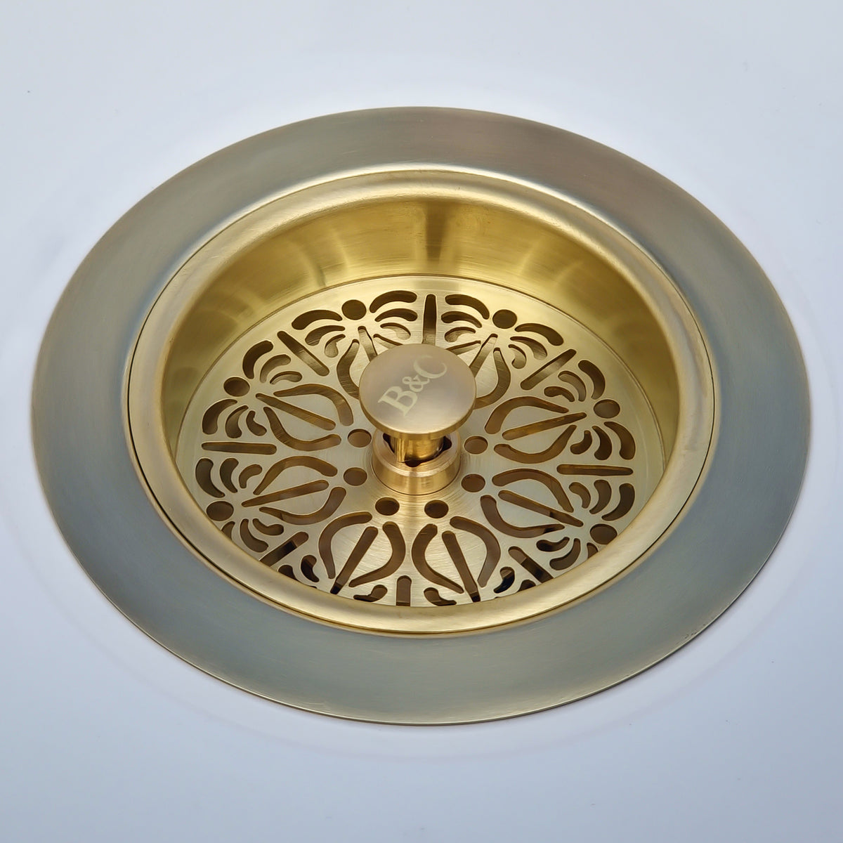 Bidbury & Co 3.5" Traditional Waste — Old English Brass