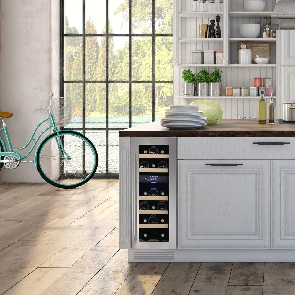 Dunavox Flow DAUF-17.58DSS 17 bottle undercounter wine fridge – Stainless steel