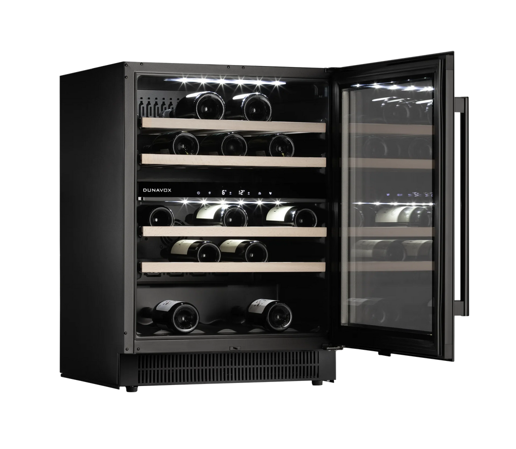 Dunavox Flow DAUF-39.121DB 39 bottle undercounter wine fridge – Black