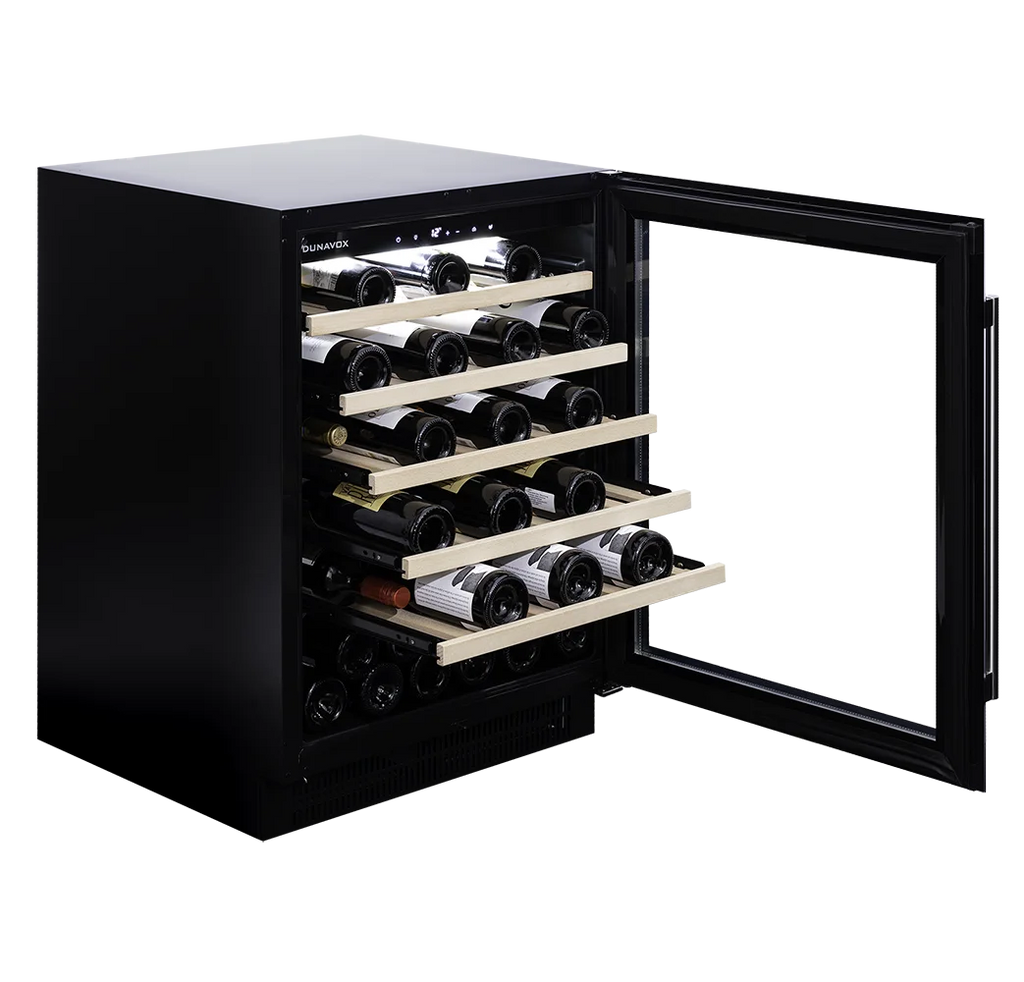 Dunavox Flow DAUF-46.138SS 46 bottle undercounter wine fridge – Stainless steel