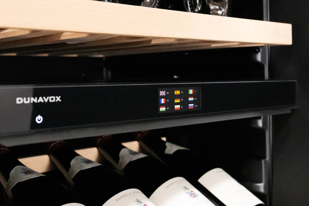 Dunavox Noble DVN-56.146DB.TO 56 bottle integrated wine fridge – Black glass