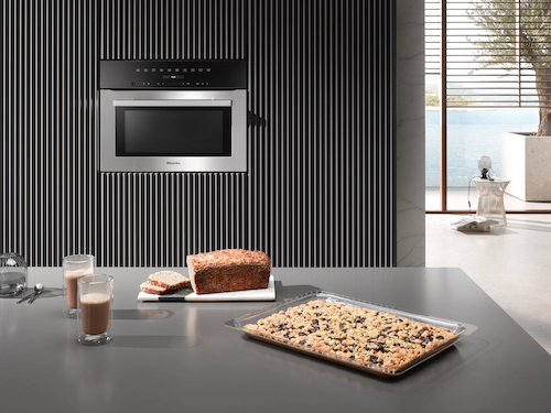 Miele H7140BM Combination Microwave Oven in CleanSteel – image 3